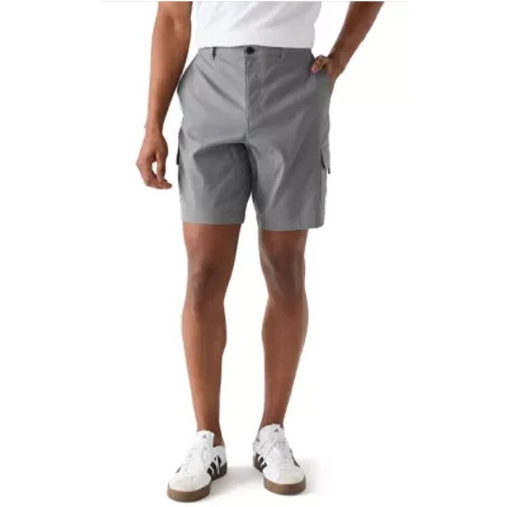 SAVANE Men's Light Gray Relaxed Fit Cargo Shorts Size 32
